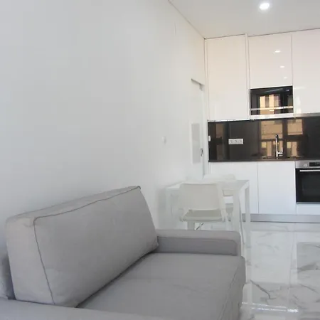 Vb Studio, By Flat In Apartamento Oporto
